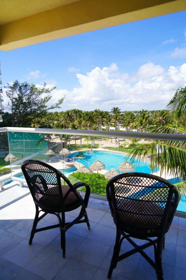 Luxury Caribbean Condos By Salvia Cancun Beachfront Экстерьер фото